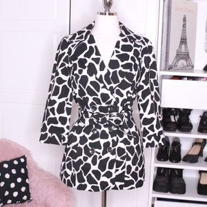 Black and White Giraffe Print Jacket